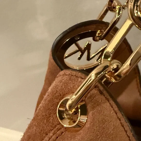 Michael Kors Brown Lillie Suede Shoulder Bag - Picture 4 of 9